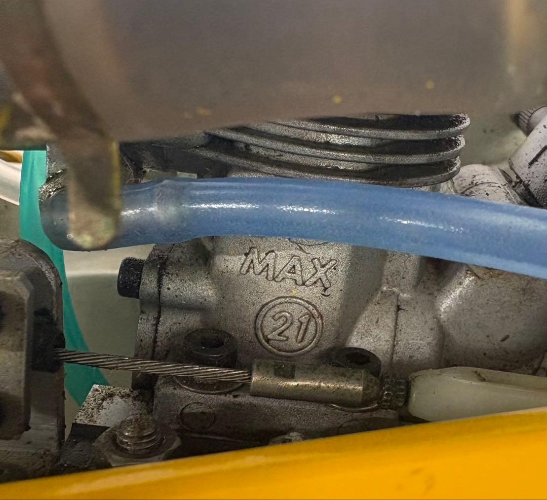 ラジコンエンジンボート