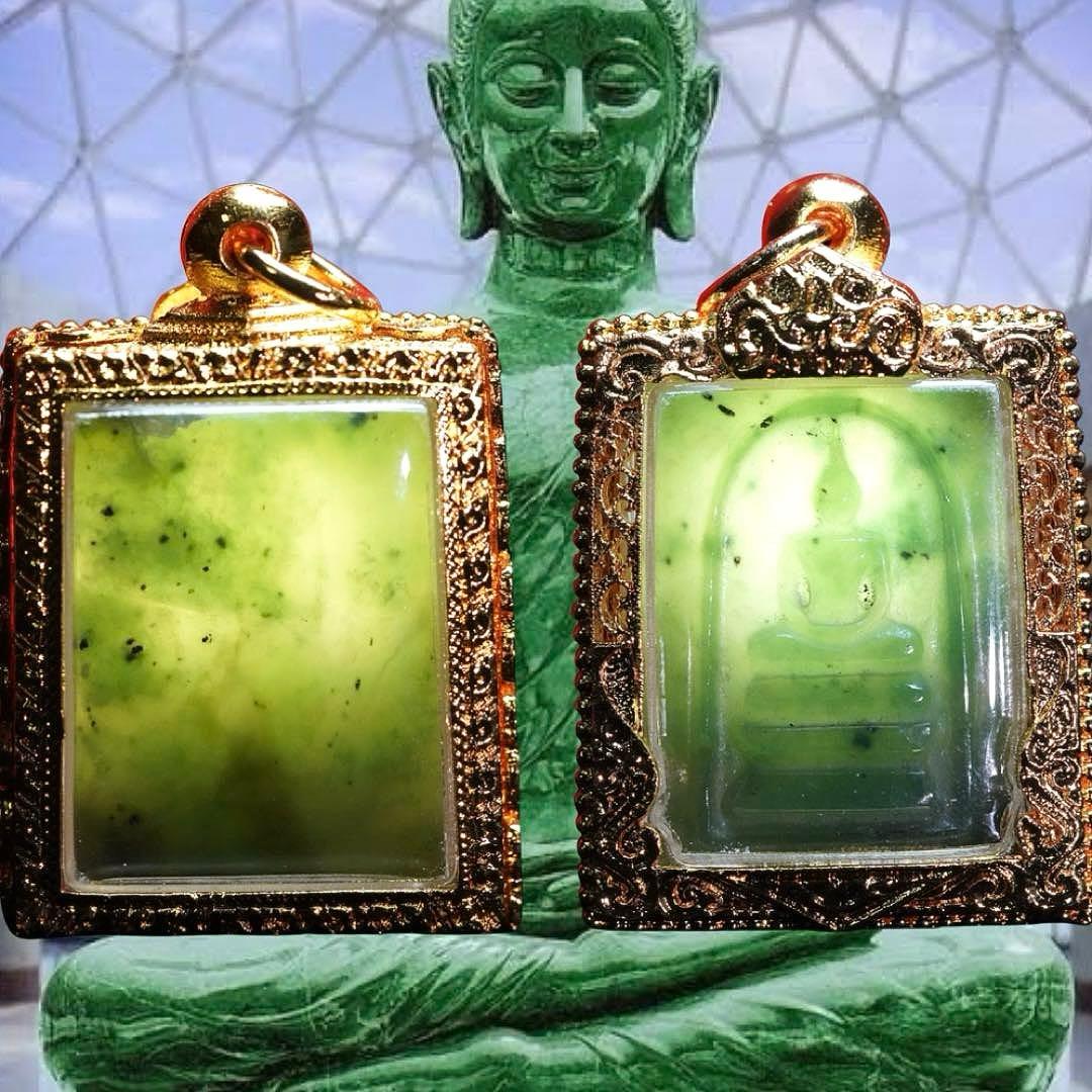 カナダ産翡翠ソムデット　翡翠の父『ルアンポーウィリアン師』　プラクルアン　自信