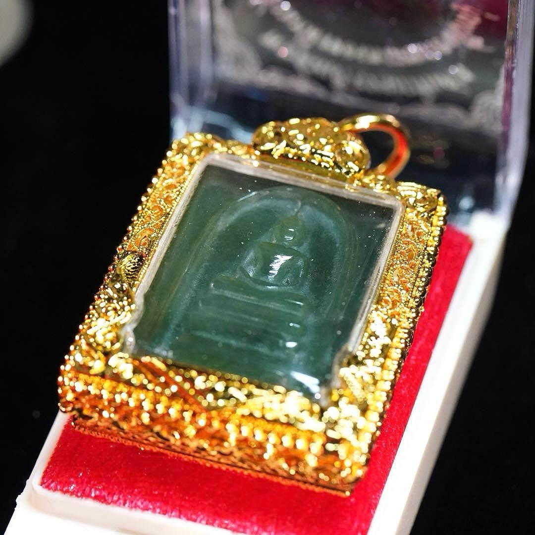 カナダ産翡翠ソムデット　翡翠の父『ルアンポーウィリアン師』　プラクルアン　自信