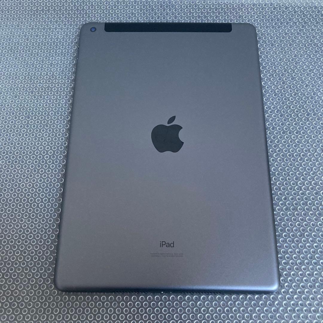 3603【早い者勝ち】美品☆iPad8 第8世代 32GB SIMフリー☆