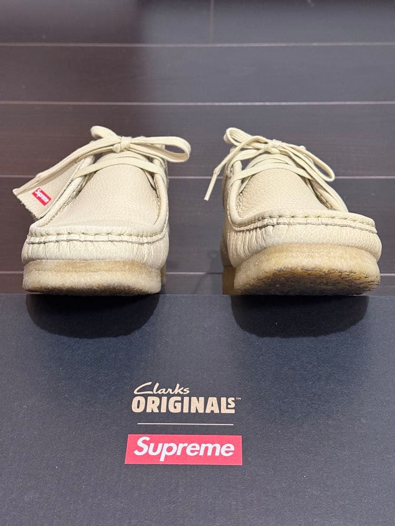 靴 Supreme/Clarks Reflective Wallabee 25.5