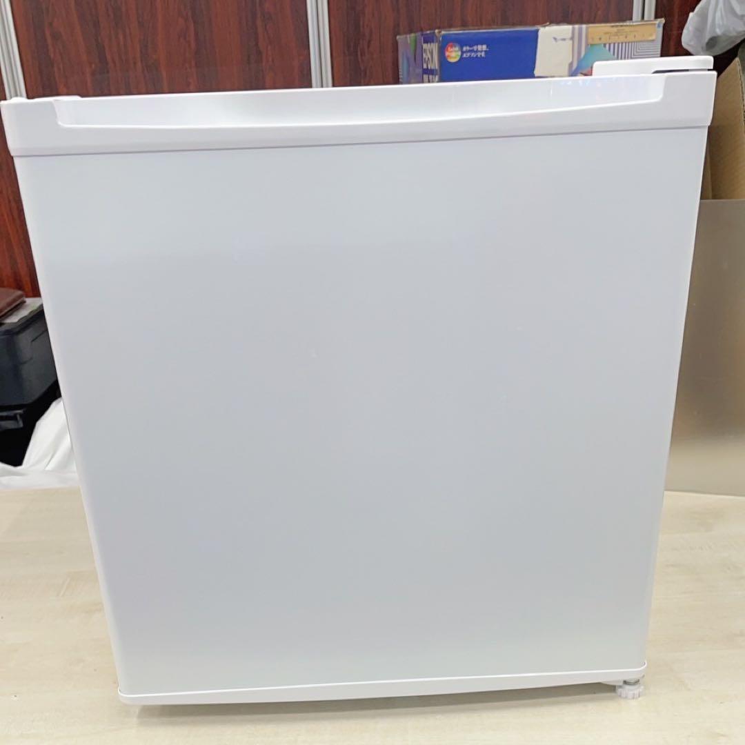 ★中古美品2023年製 マクスゼン 小型冷蔵庫　JR046ML01WH