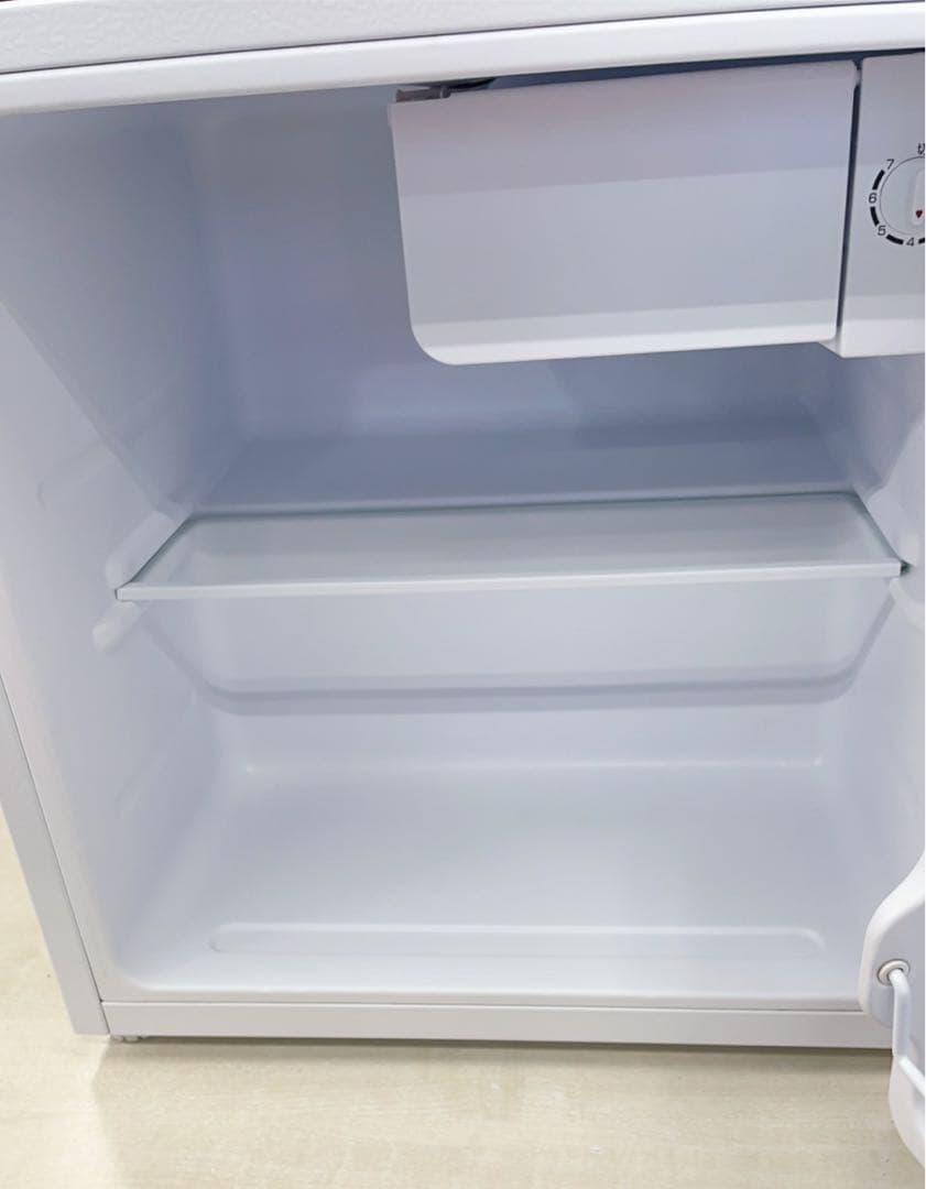 ★中古美品2023年製 マクスゼン 小型冷蔵庫　JR046ML01WH