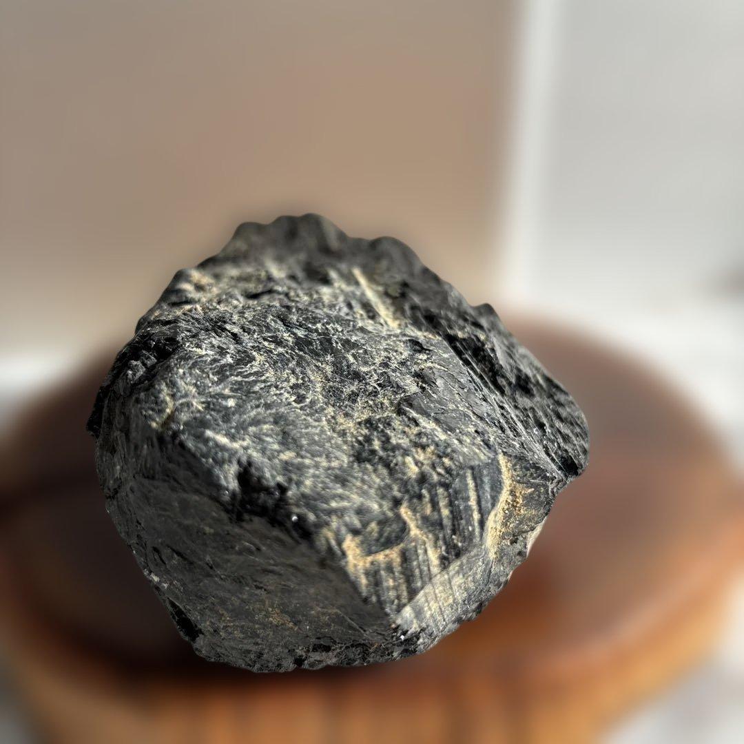 黒色鉱石 ブラックトルマリン 原石 鑑賞石 自然石 天然石 水石 鉱物 鉱石