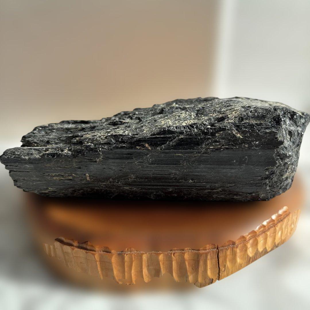 黒色鉱石 ブラックトルマリン 原石 鑑賞石 自然石 天然石 水石 鉱物 鉱石