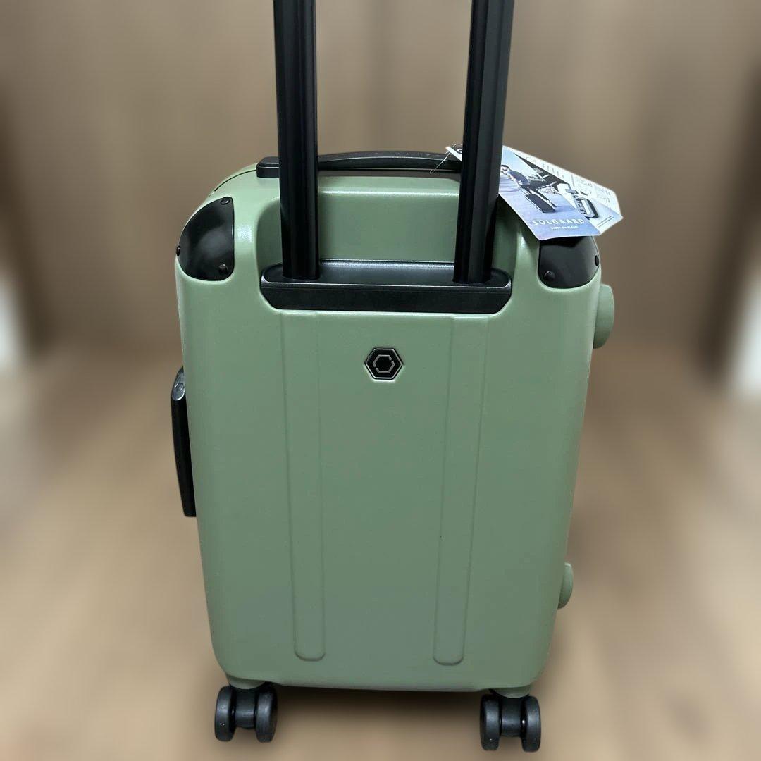 【新品】SOLGAARD 緑色(オリーブグリーン)のスーツケース