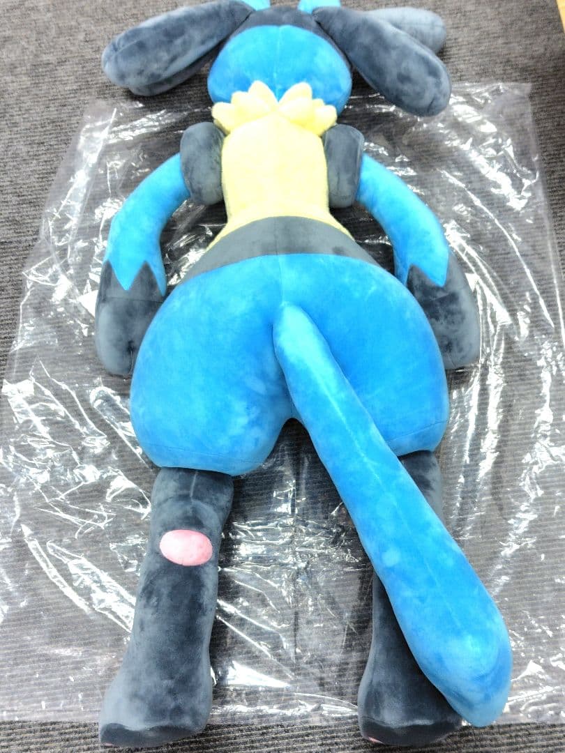 ポケモンセンター ルカリオ 等身大ぬいぐるみ