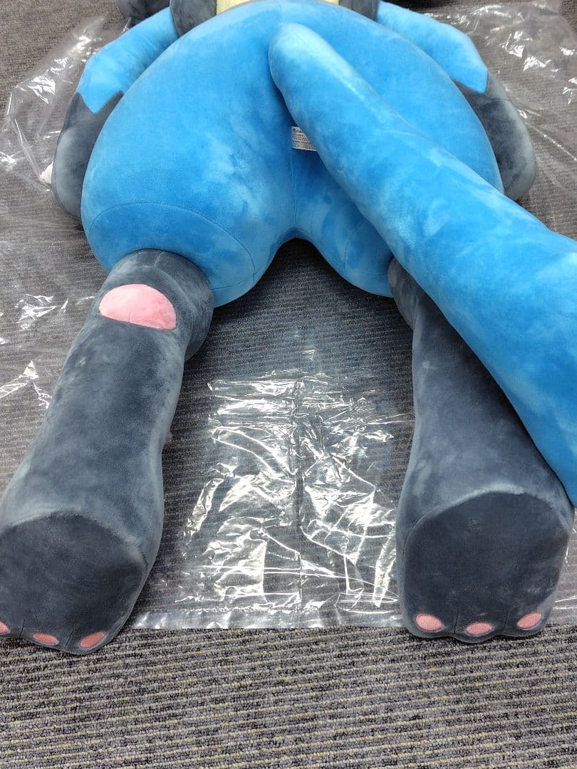 ポケモンセンター ルカリオ 等身大ぬいぐるみ