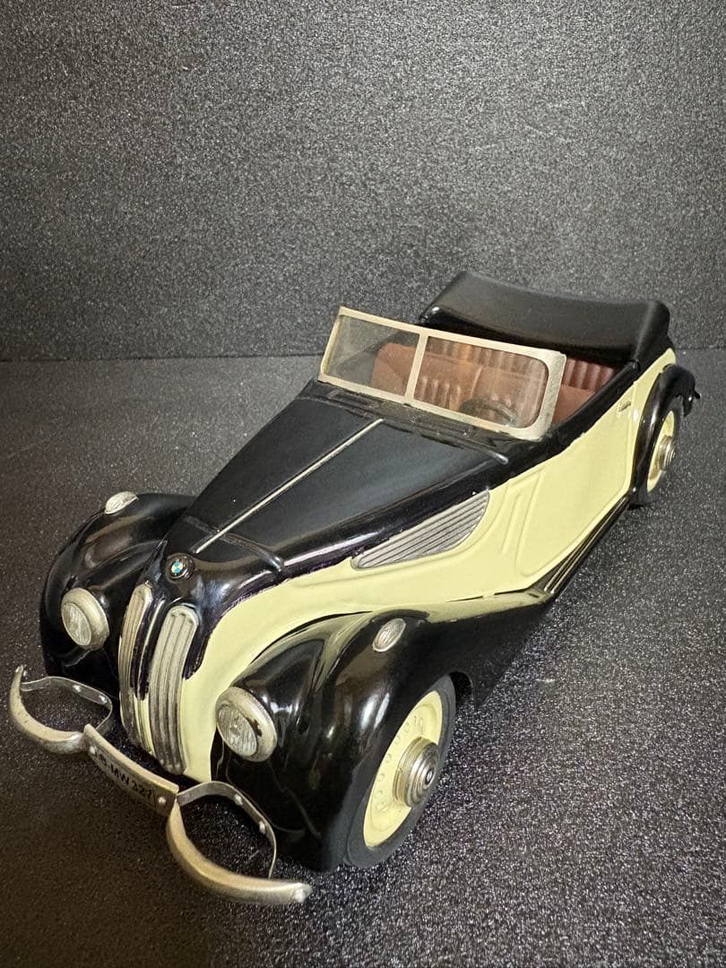 ミニカー Schuco 1/18 BMW 327 Cabriolet