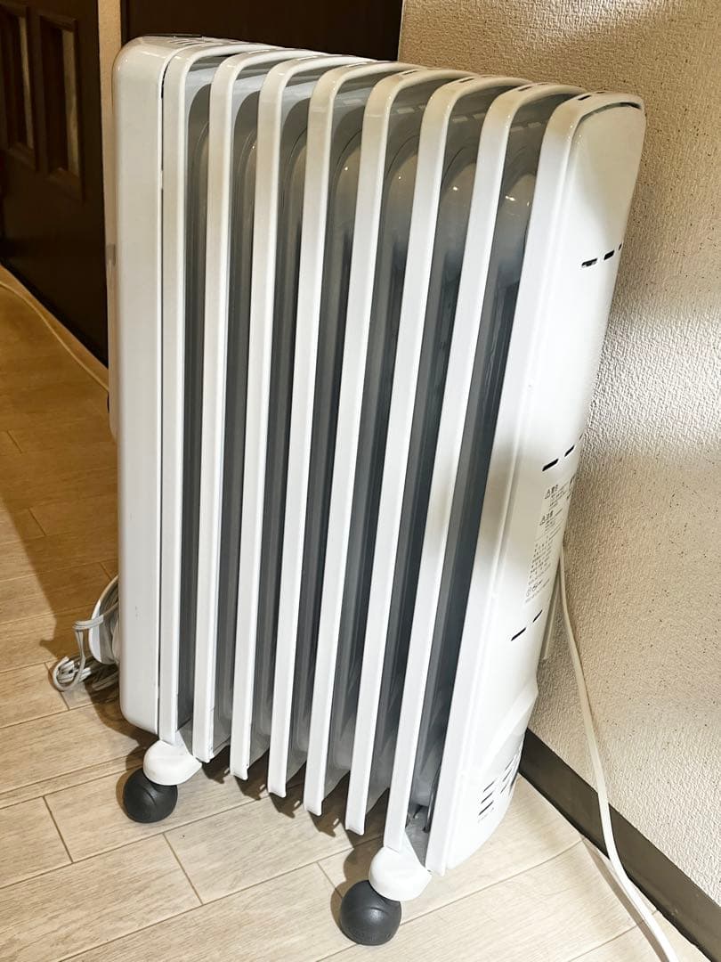 デロンギ オイルヒータ［美品]　RHJ35M0812-DG