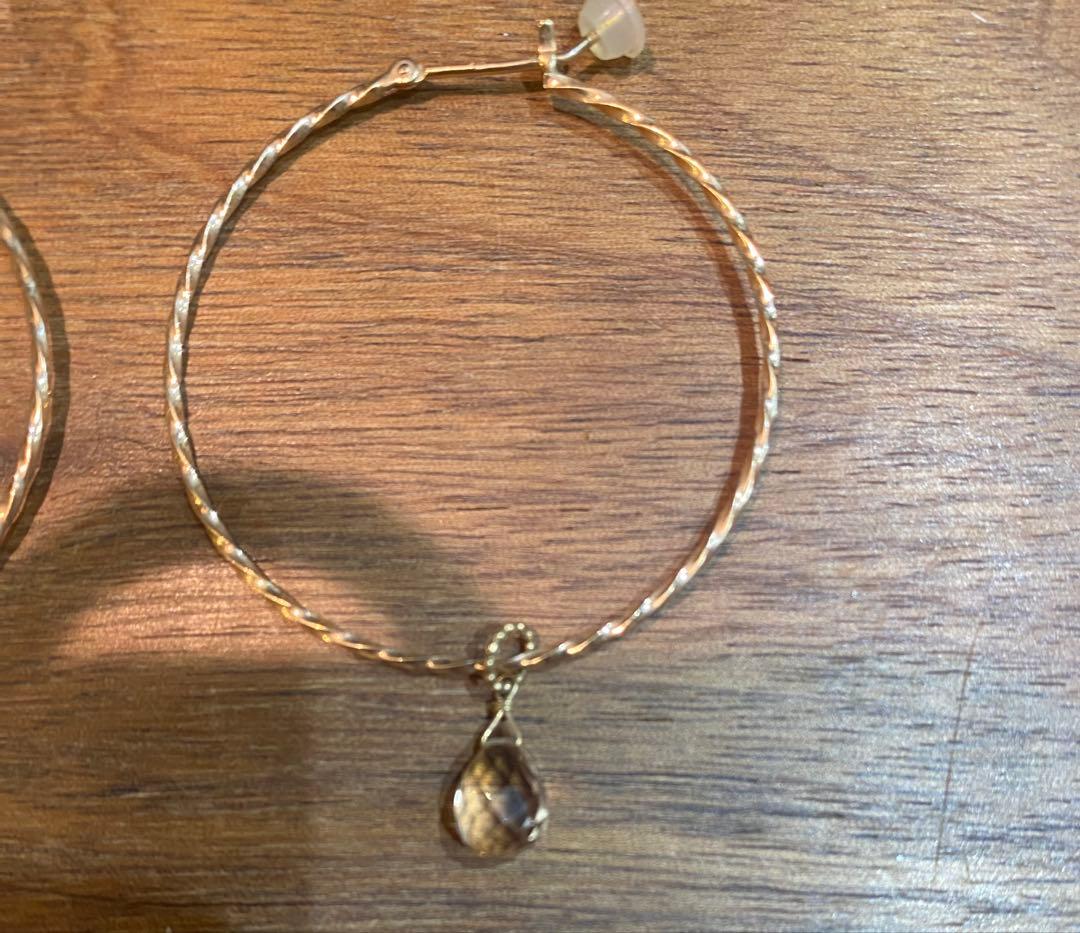 agate フープピアス 10k クォーツ　チャーム