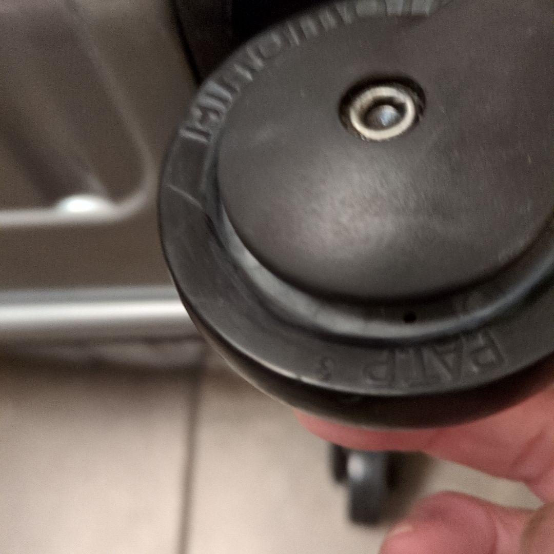 Samsonite シルバースーツケース72×50、厚み約28㌢