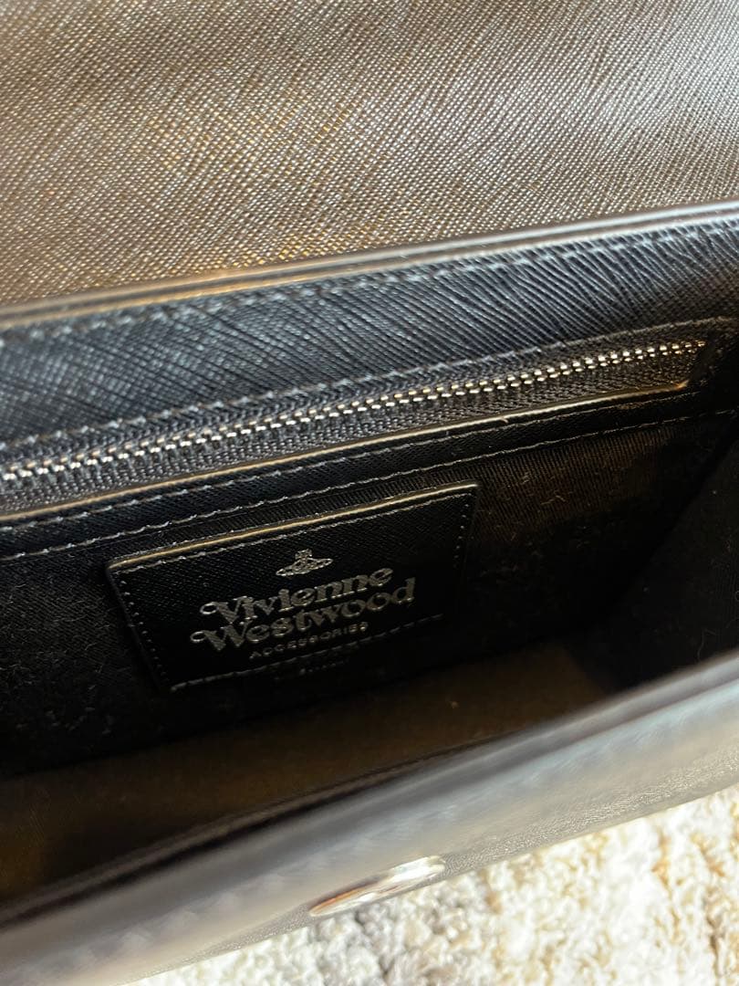 ヴィヴィアン　ショルダーバッグ〈まとめ買いでお値下げ致します〉