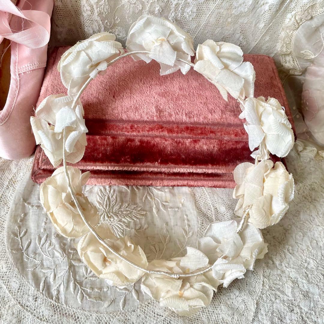 シルク布花ティアラ　布花冠　フランスアンティーク　グローブドマリエ　バラ