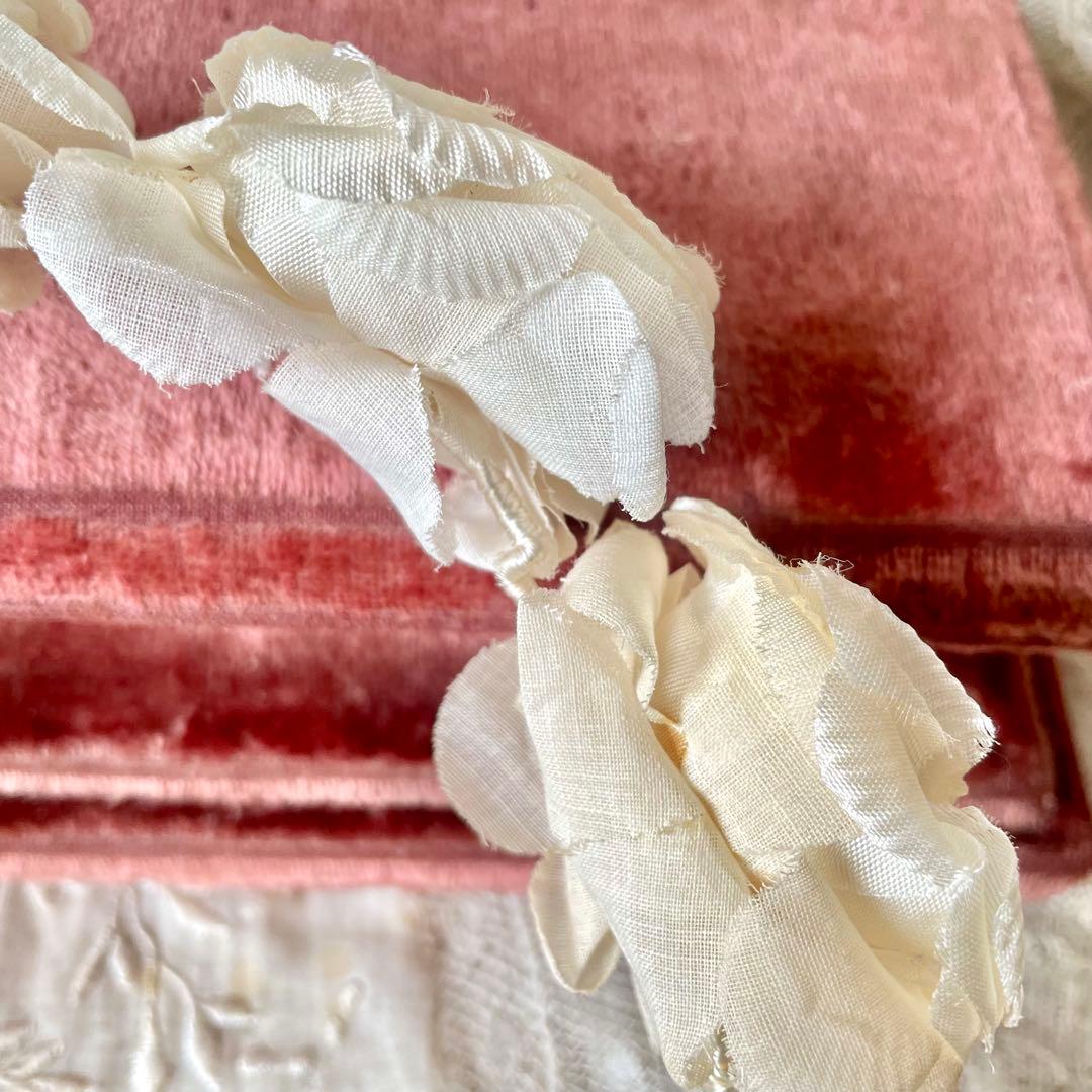 シルク布花ティアラ　布花冠　フランスアンティーク　グローブドマリエ　バラ