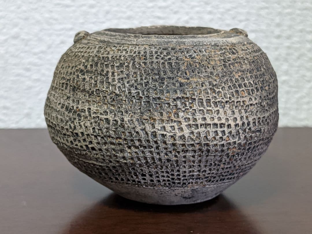 ♦朝鮮陶磁？李朝 高麗 新羅時代 印花文 小壺 コレクション 骨董品アンティーク