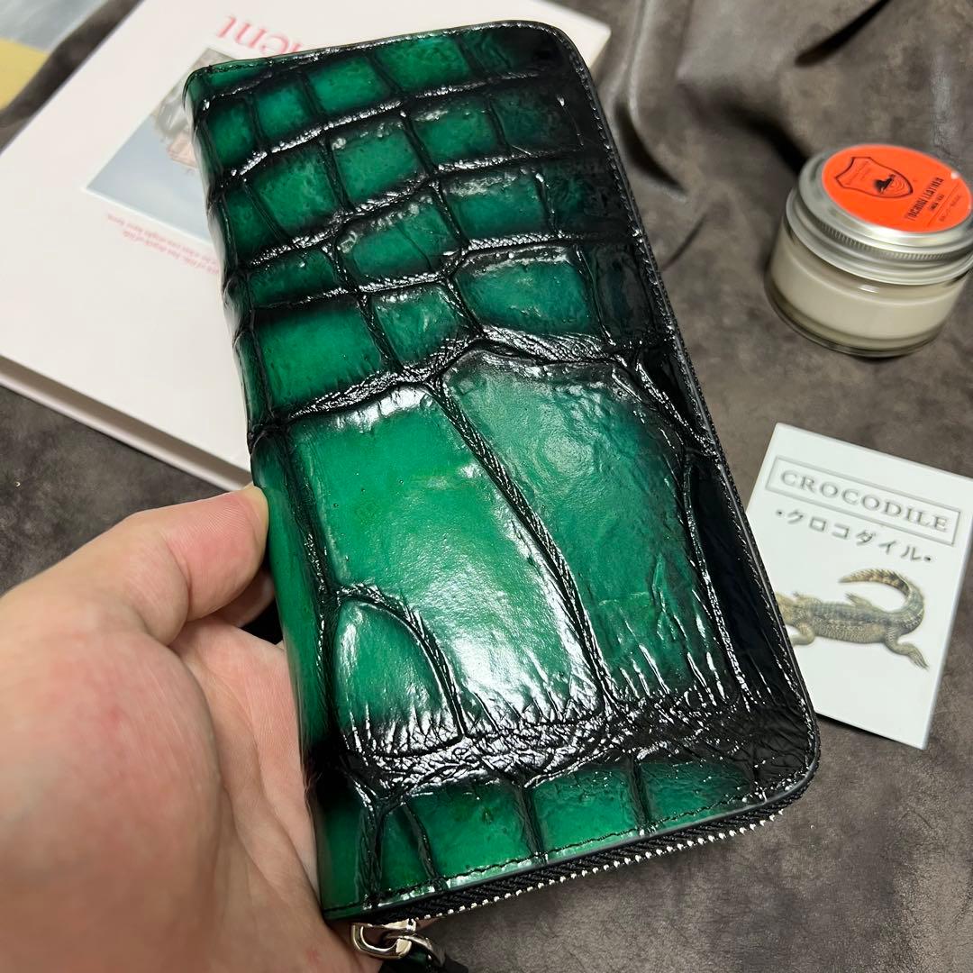 実物一枚革　クロコダイル　ラウンドファスナー 本革　手染め手作り　長財布　人気
