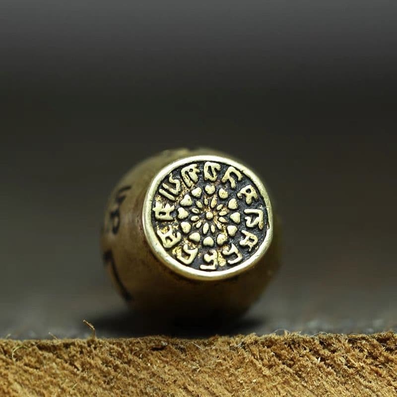 古玩銅器宝瓶箇性仏系純銅六字真言仏舎利塔ガ烏箱掛飾ペンダント