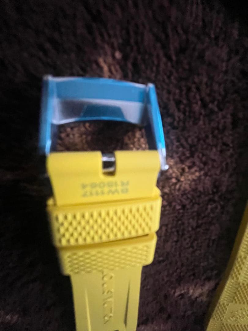 Louis Vuitton イエロー ラバーベルト