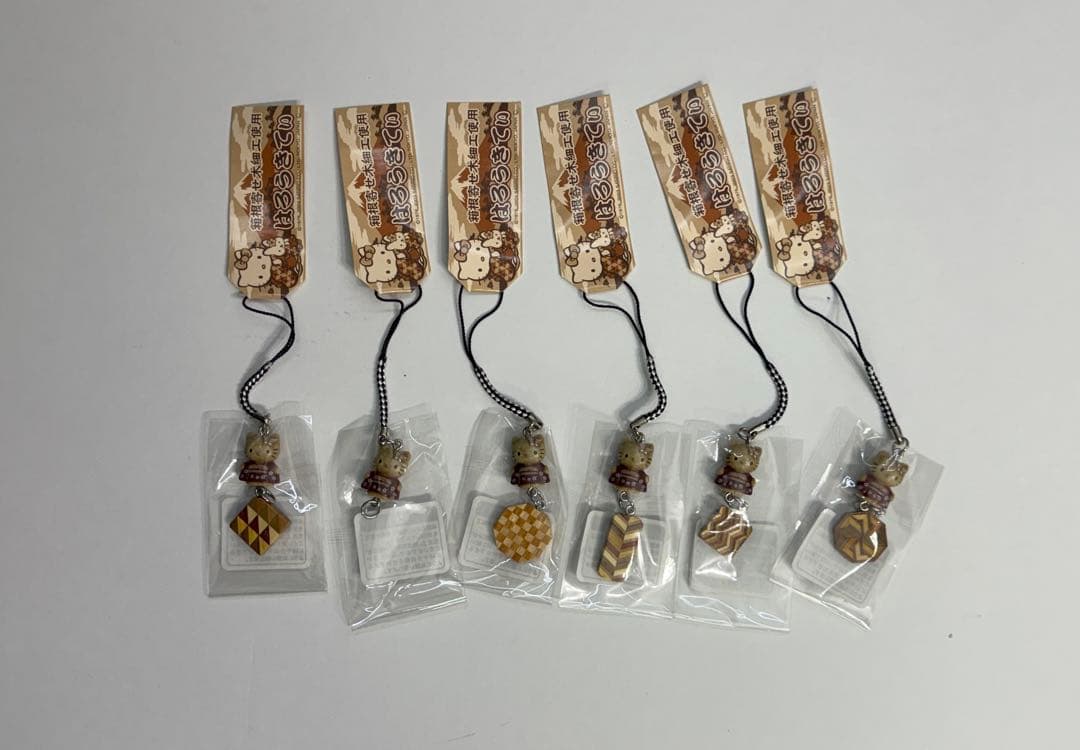 公*o様 【レアあり】ご当地キティ根付　セット(H)