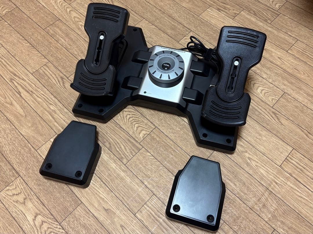 ぱんちくん　Saitek Pro Flight Rudder Pedal