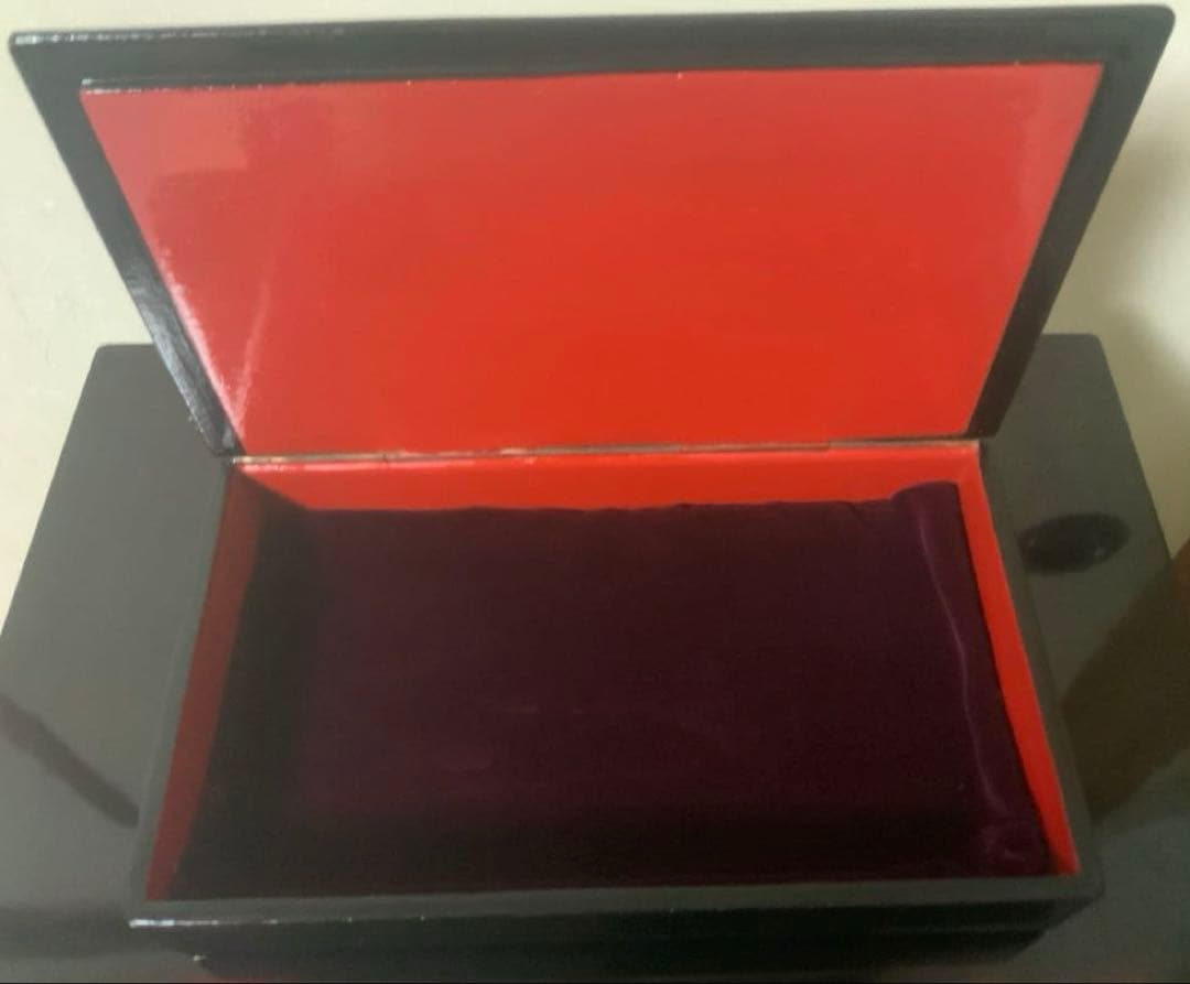 ロシア漆細密　小物収納ボックス　漆塗り　工芸品