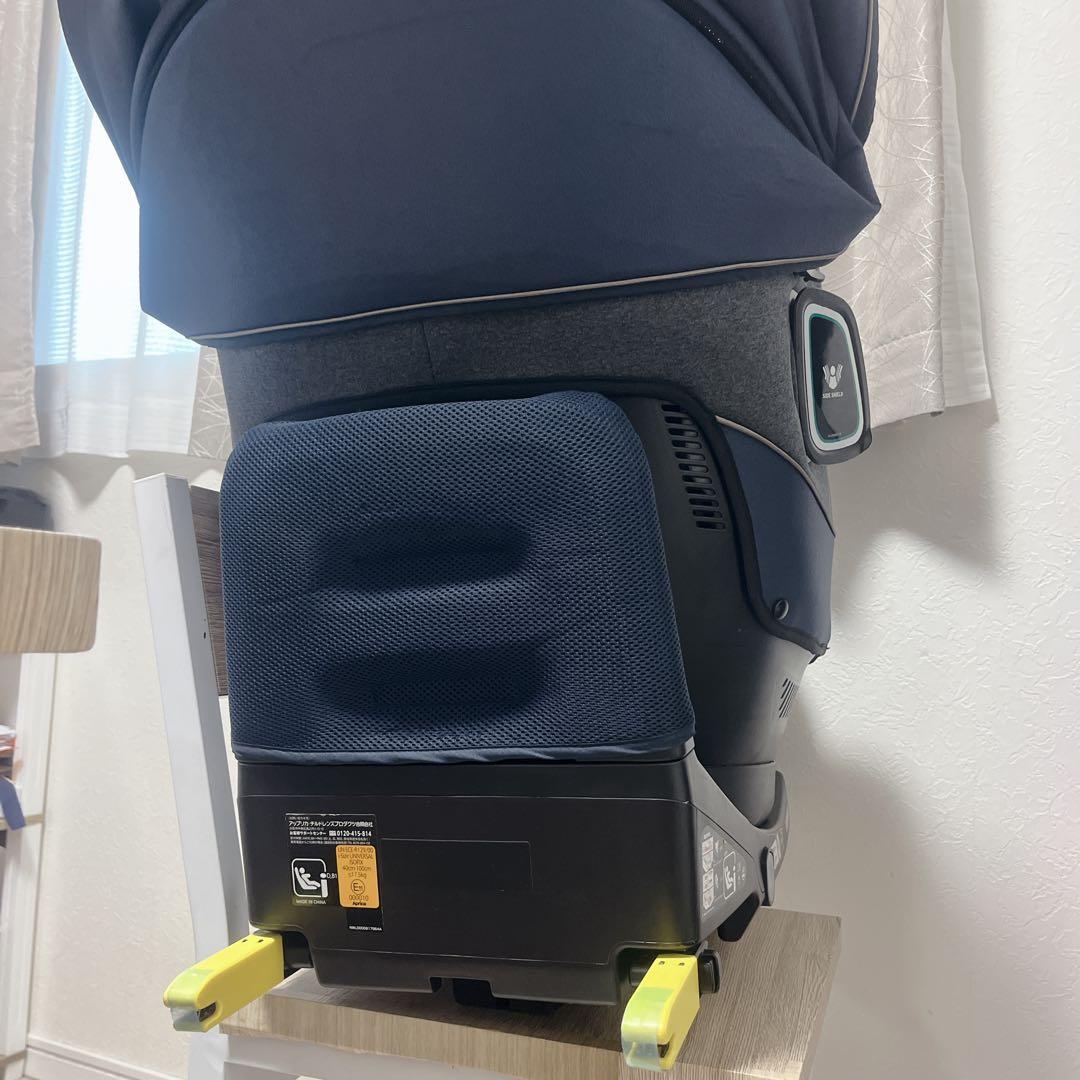 最上位✨訳アリ アップリカクルリラプラス360°セーフティ 紺 チャイルドシート