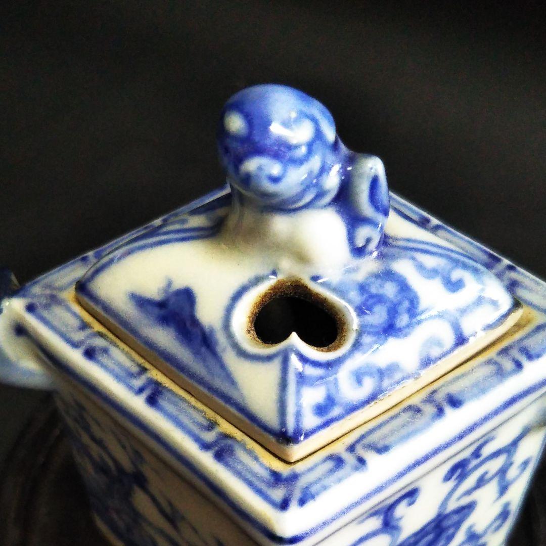 ※古美術/染付け山水獅子蓋四方香炉(底款:道八)