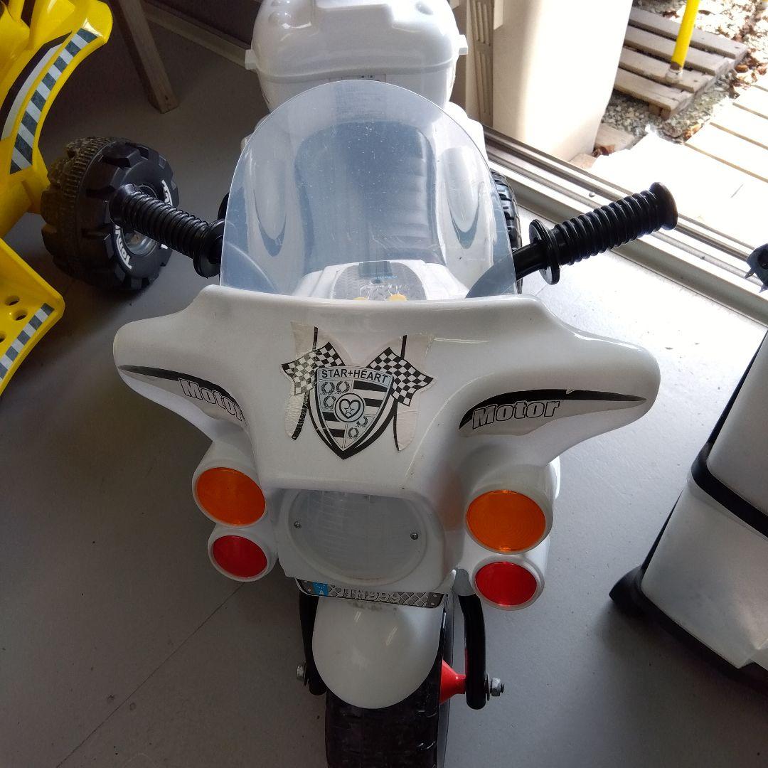 ジャンク品　STAR+HEART Motor バイクおもちゃ ホワイト