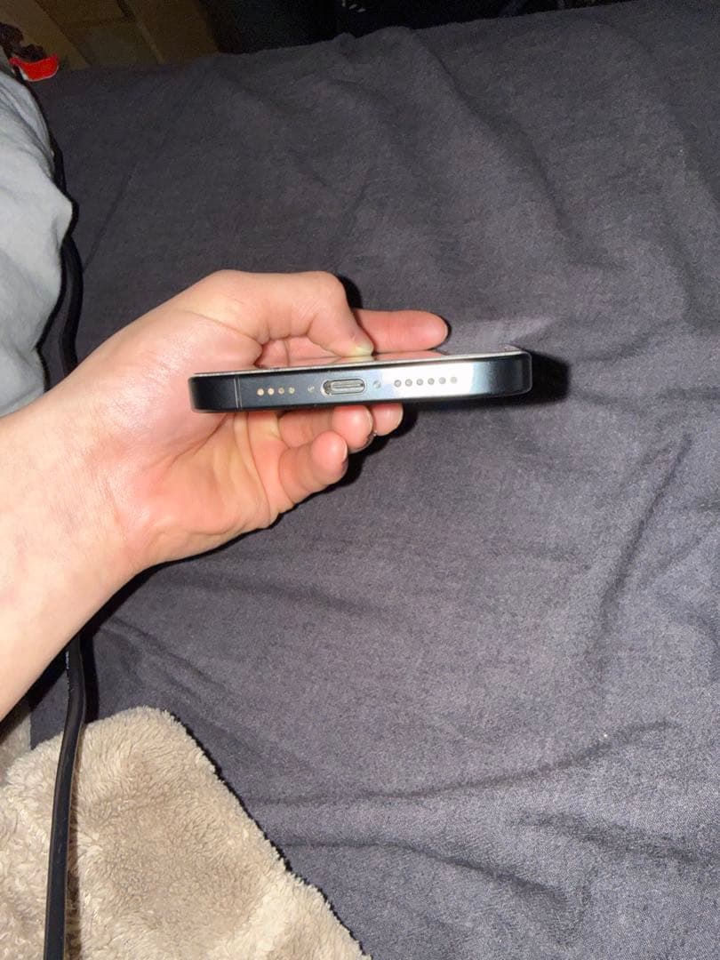 最終値下げ 格安iPhone15pro max ブラックチタニウム SiMフリー