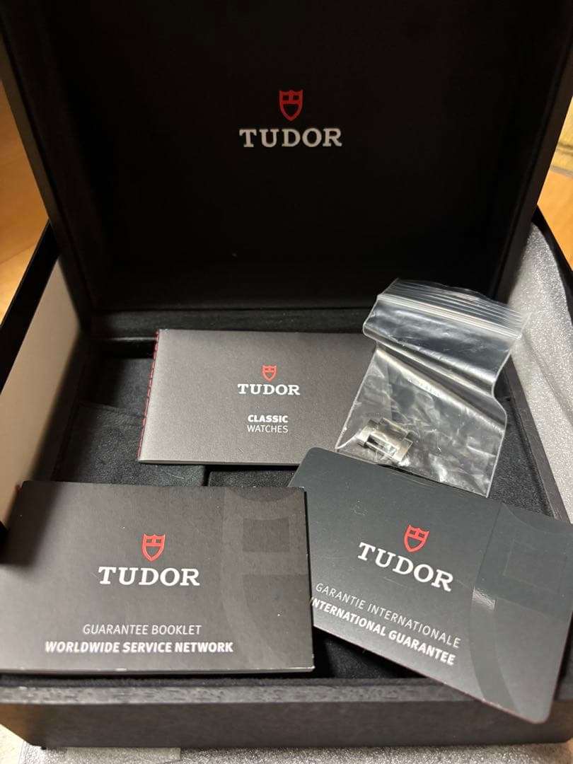 チューダー ブラックベイ36 ブラック