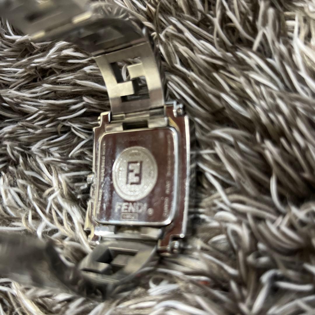 FENDI シルバー アナログ時計
