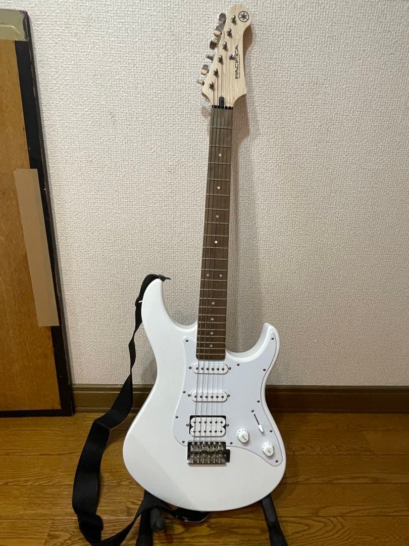 YAMAHA PACIFICA012 ホワイト エレキギター パシフィカ ヤマハ