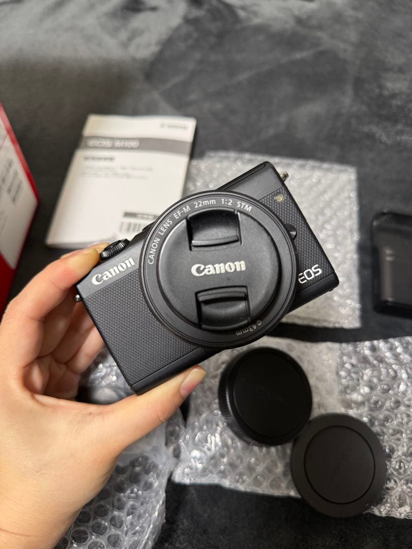 Canon EOS M100 ミラーレスカメラ 本体