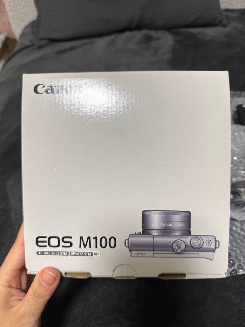 Canon EOS M100 ミラーレスカメラ 本体