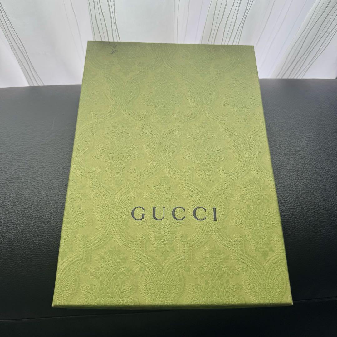 GUCCI デイジー ノート