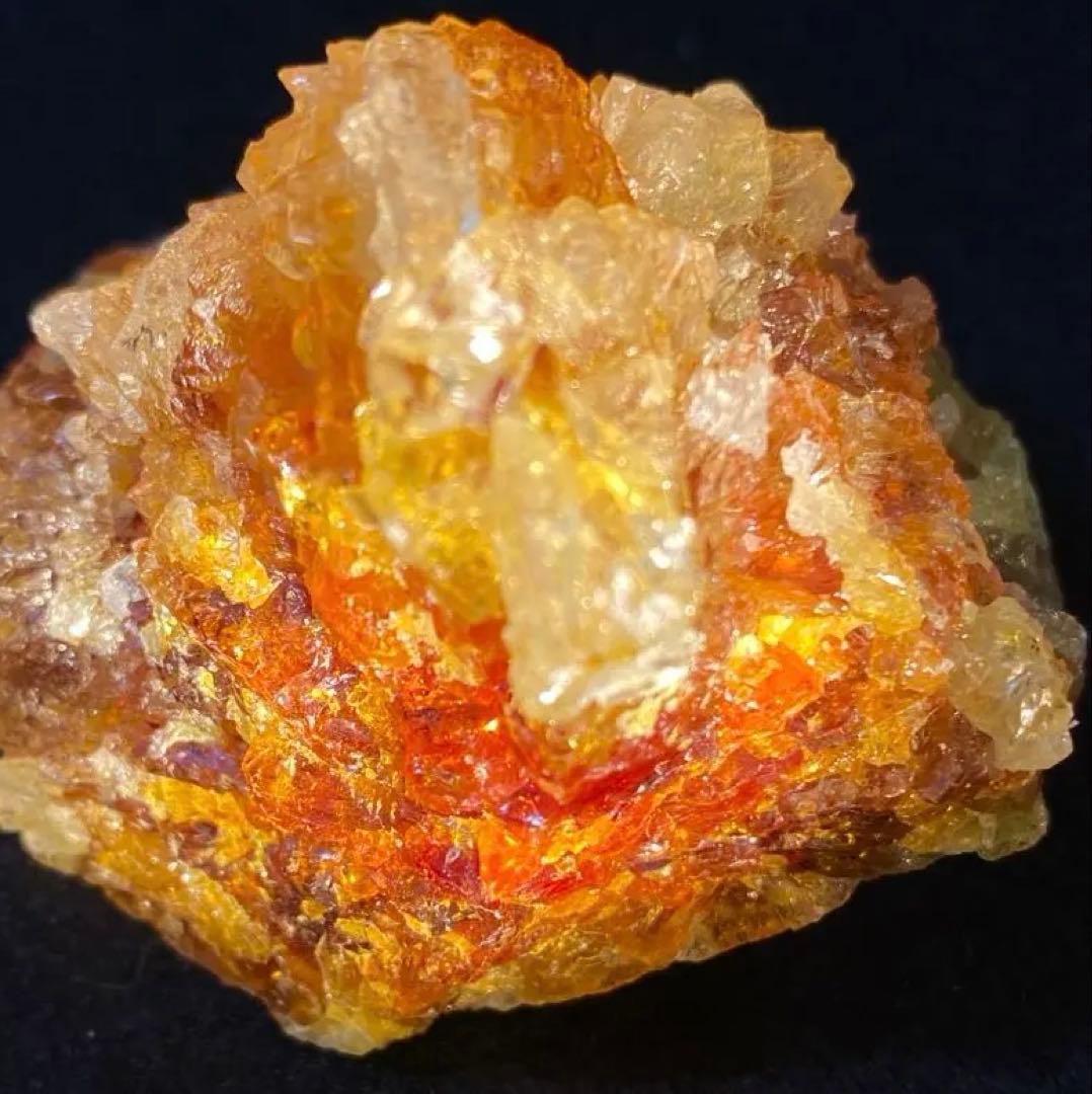 ジンカイト　紅亜鉛鉱　ポーランド産　228g　合成　天然石　鉱物　原石