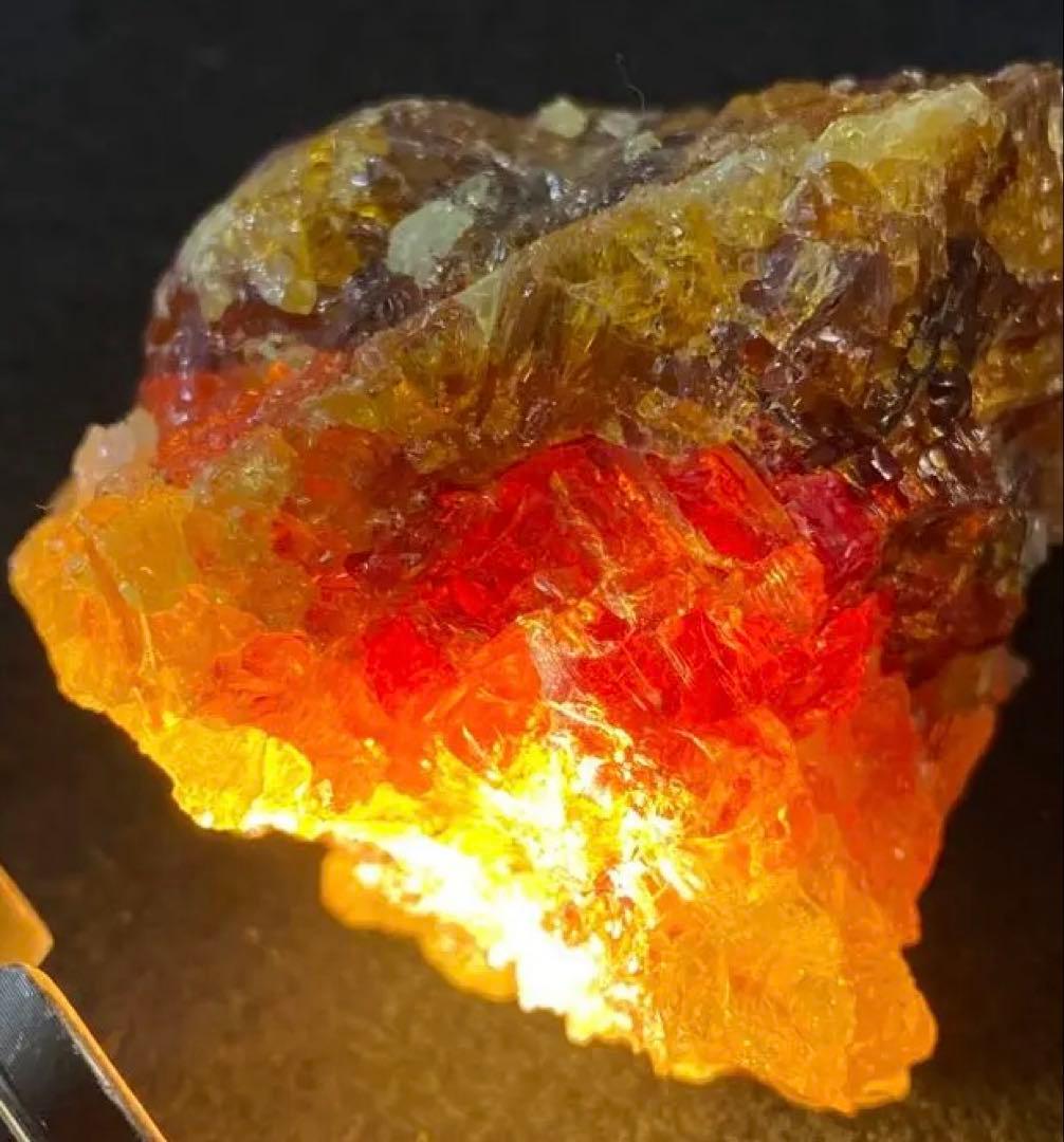 ジンカイト　紅亜鉛鉱　ポーランド産　228g　合成　天然石　鉱物　原石