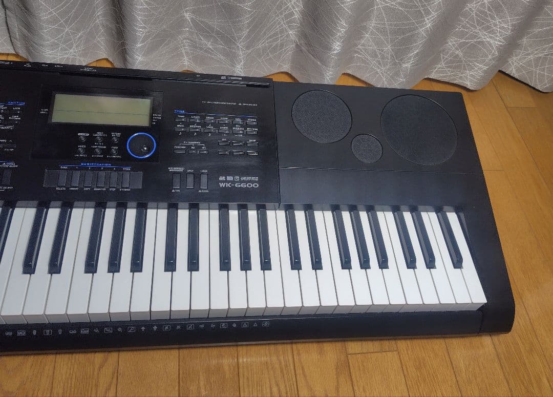 CASIO 電子キーボード WK-6600 76鍵盤 カシオ　700内蔵音色
