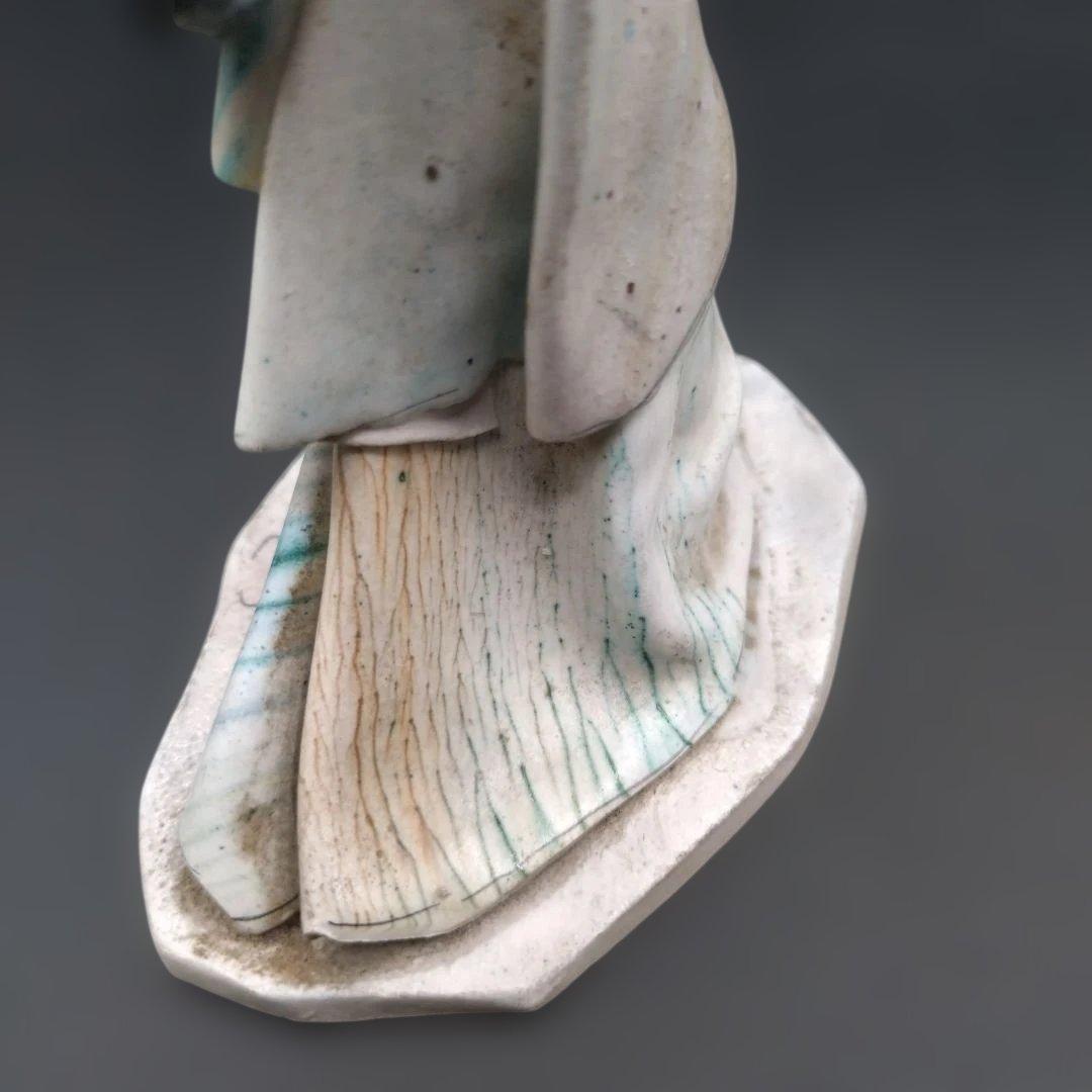 ドルスバラード　イタリア製　アンティーク風女性像 陶器製フィギュア