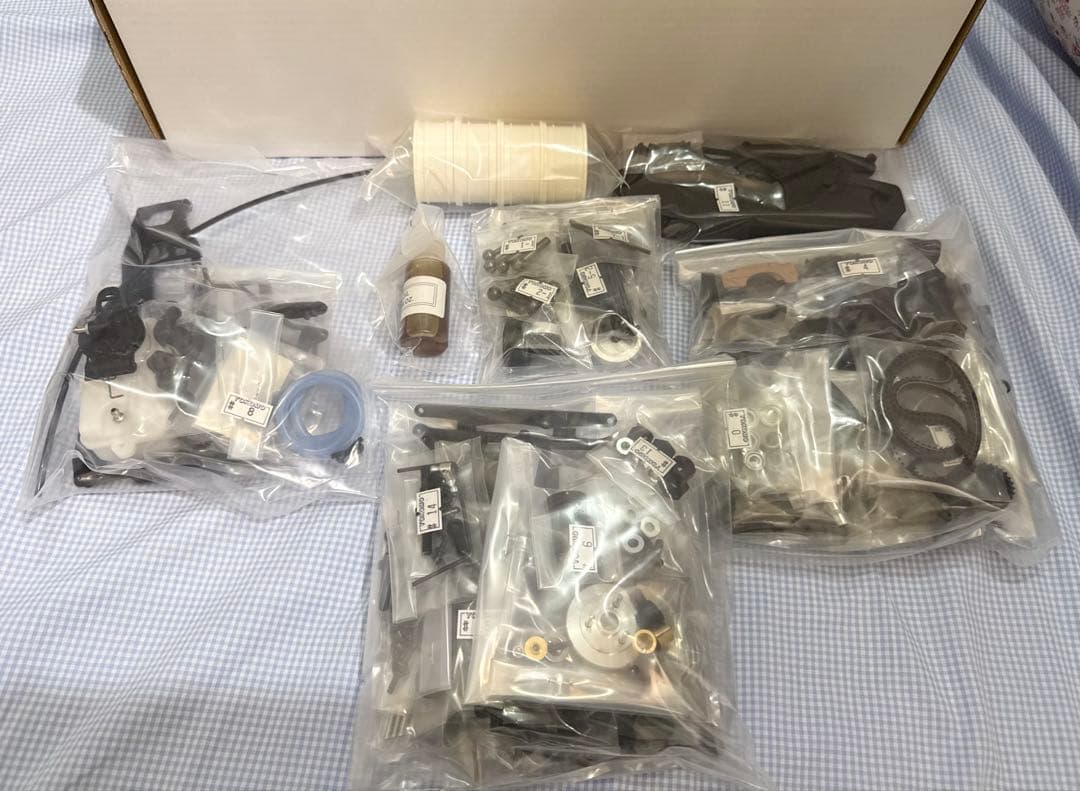 ヨコモGT-4W エンジンレス シャーシキット 1/10 スケール