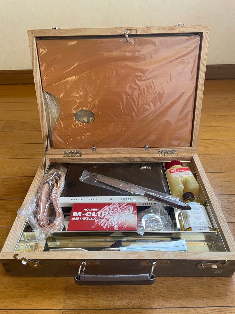 値下げ！新品HOLBEIN SKETCHING BOX 油絵具他画材全て未開封