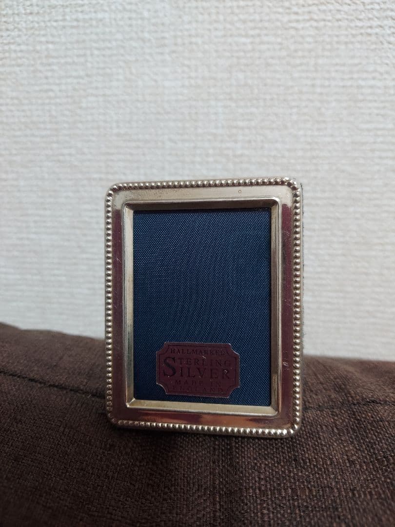 スターリングシルバーのミニ写真立て