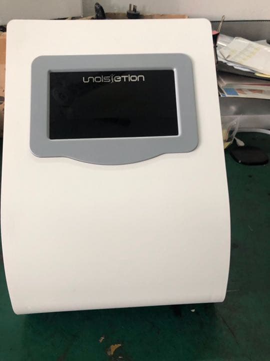 キャビテーション＆LED＋マルチポーラ式ラジオ波 ＋吸引