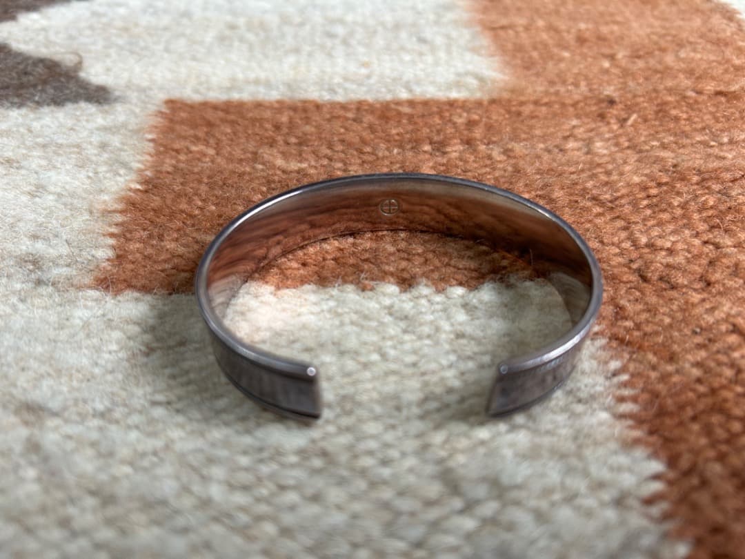 WING ROCK ウィングロック OLD ラインバングル