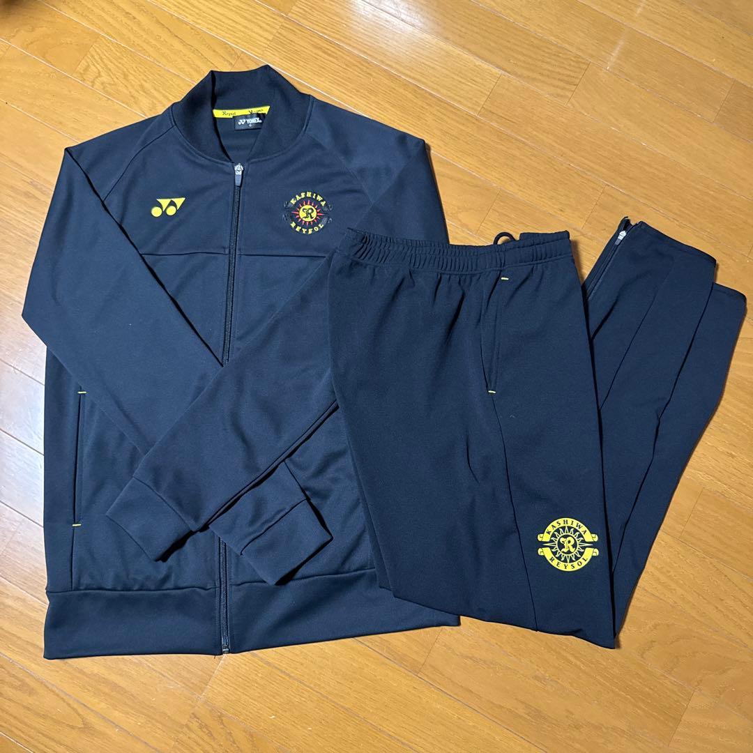 柏レイソル　アンセムジャケット上下セット　移動着