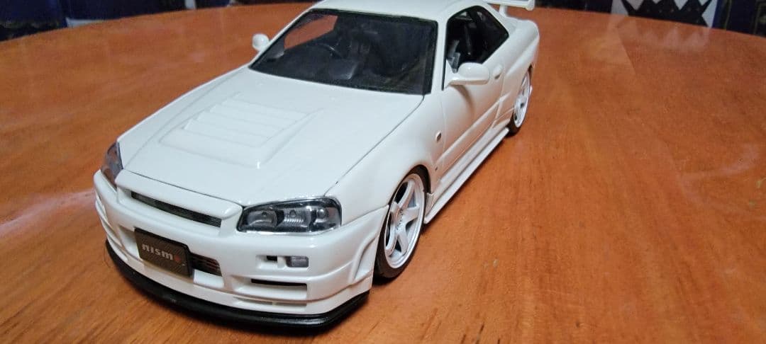 ホットワークス1/24 日産スカイラインGT-R R34V-SPECII2002