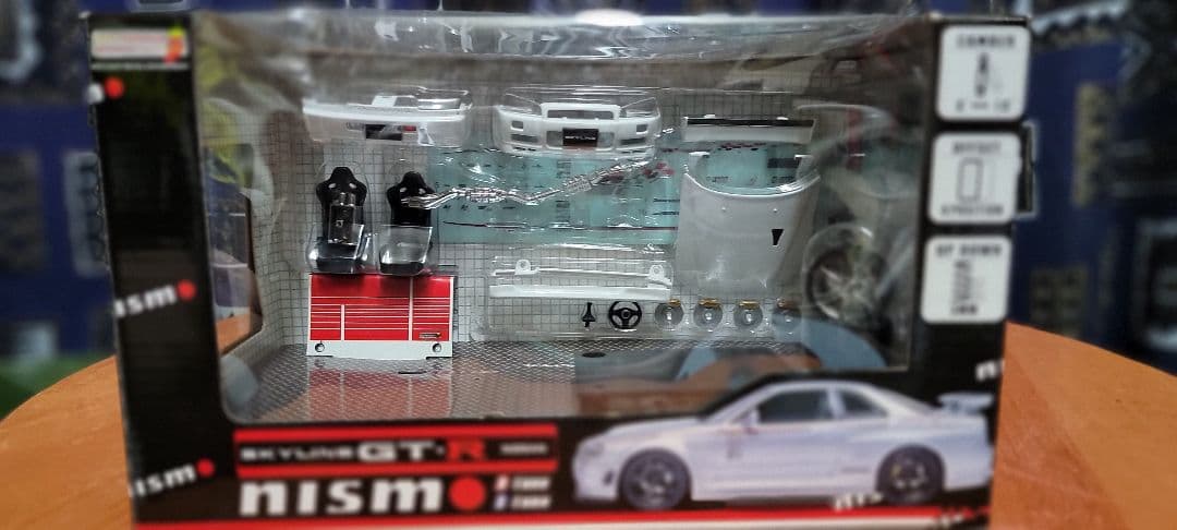 ホットワークス1/24 日産スカイラインGT-R R34V-SPECII2002