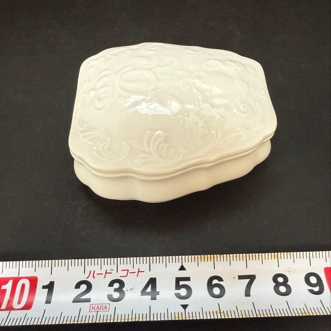 マイセン　小物入り　送料込み