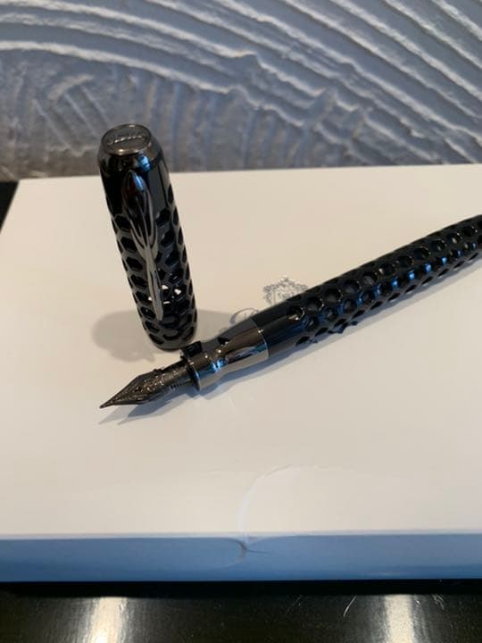 ピナイダー／ラグランデ・ベレッツァ・ハニカム　ブラックナイト